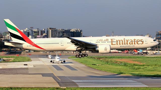 A6-ENW::Emirates Airline